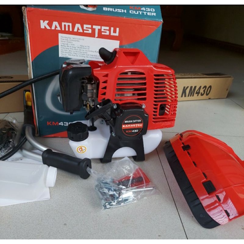 Máy cắt cỏ kamasu KM 300 ,máy cắt cỏ kamasu động cơ 2 thì  bảo hành 12 tháng