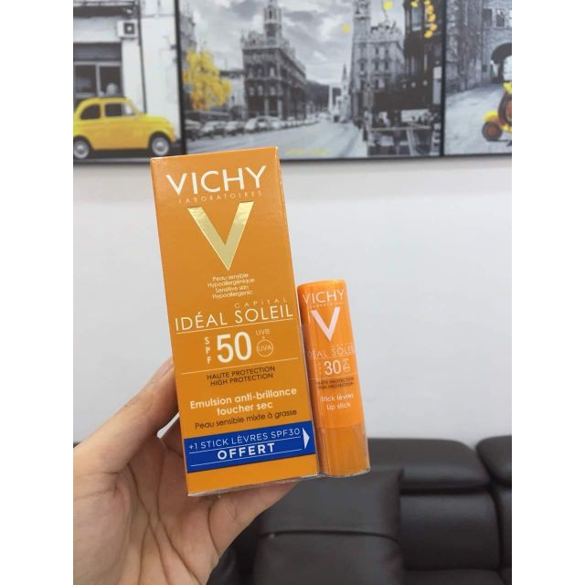 Set kem chống nắng Vichy 50ml tặng son dưỡng