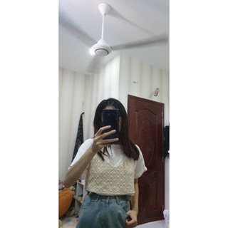 Áo croptop hai dây len móc phong cách Boho