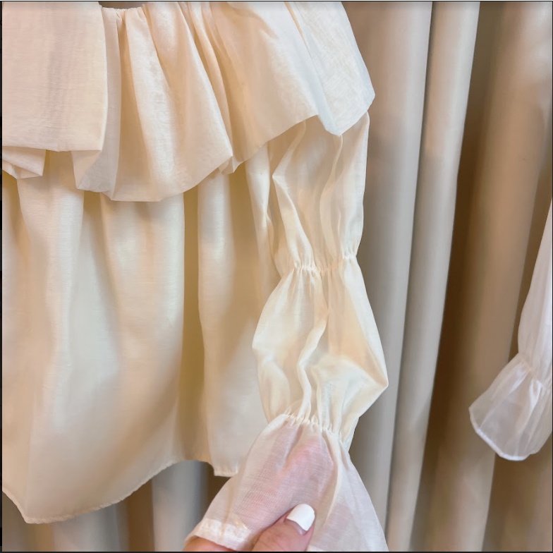 Áo trễ vai voan tay bồng