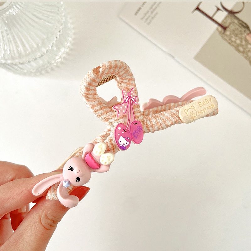 Kẹp càng cua quần vải đính charm dễ thương