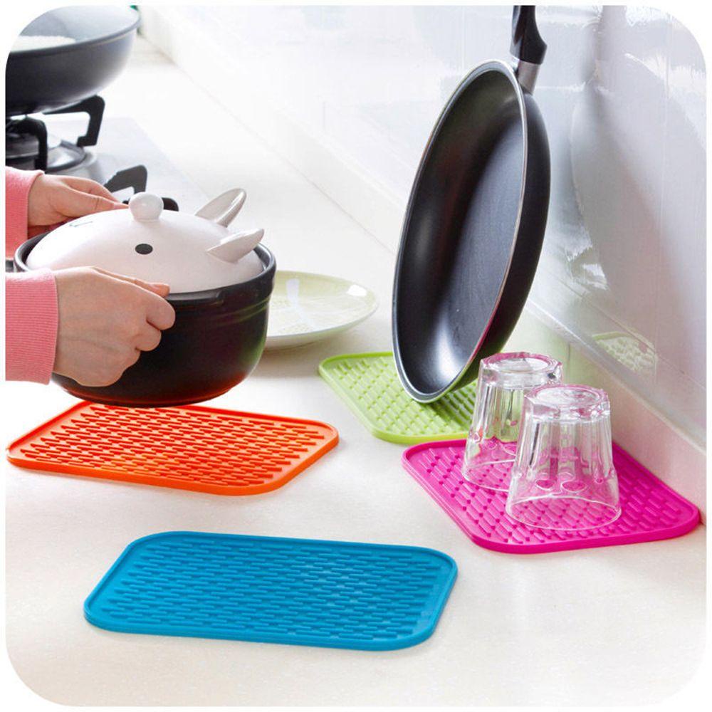 Giá Đỡ Nồi Bằng Silicon Chống Trượt Dùng Trang Trí Bàn
