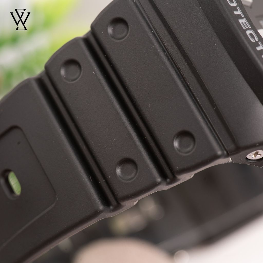 Đồng Hồ Điện Tử Nam Casio G-Shock WATCHSTORE GA-2100-1A Thiết Kế Mặt Kính Khoáng 45.4mm Kèm Dây Đeo Nhựa Tiện Lợi
