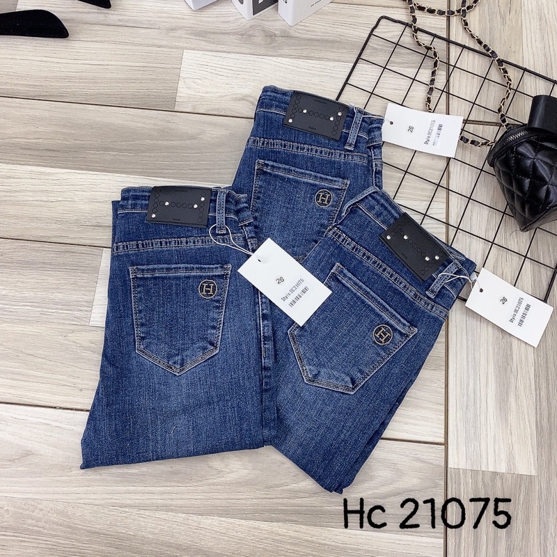 Quần jean skinny neu