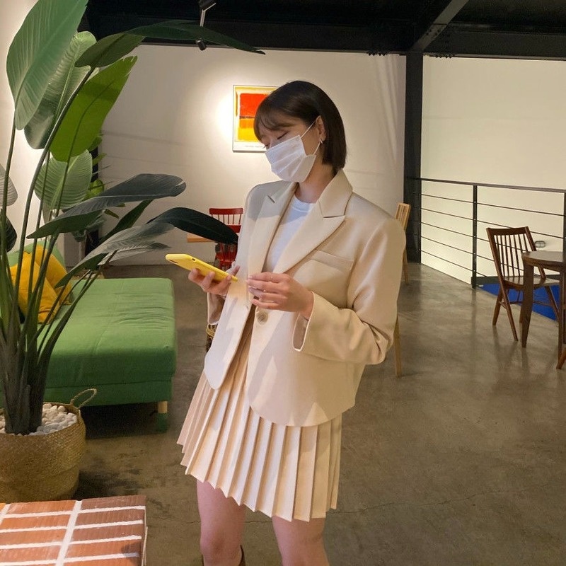 Set Áo Khoác Và Chân Váy Xếp Ly Phong Cách Hàn Quốc Hàng Mới Cho Nữ