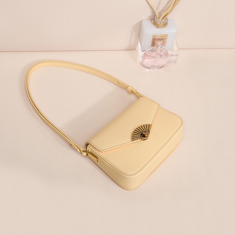 Túi Đeo Vai Một Bên Vai Có Khóa Hình Quạt Phong Cách niche Cổ Điển Dành Cho Bạn Nữ