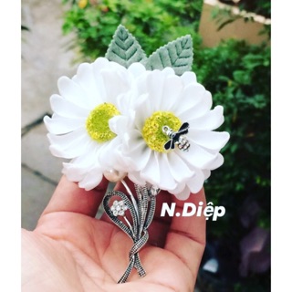 Hoa cài áo Cúc Hoạ Mi đôi