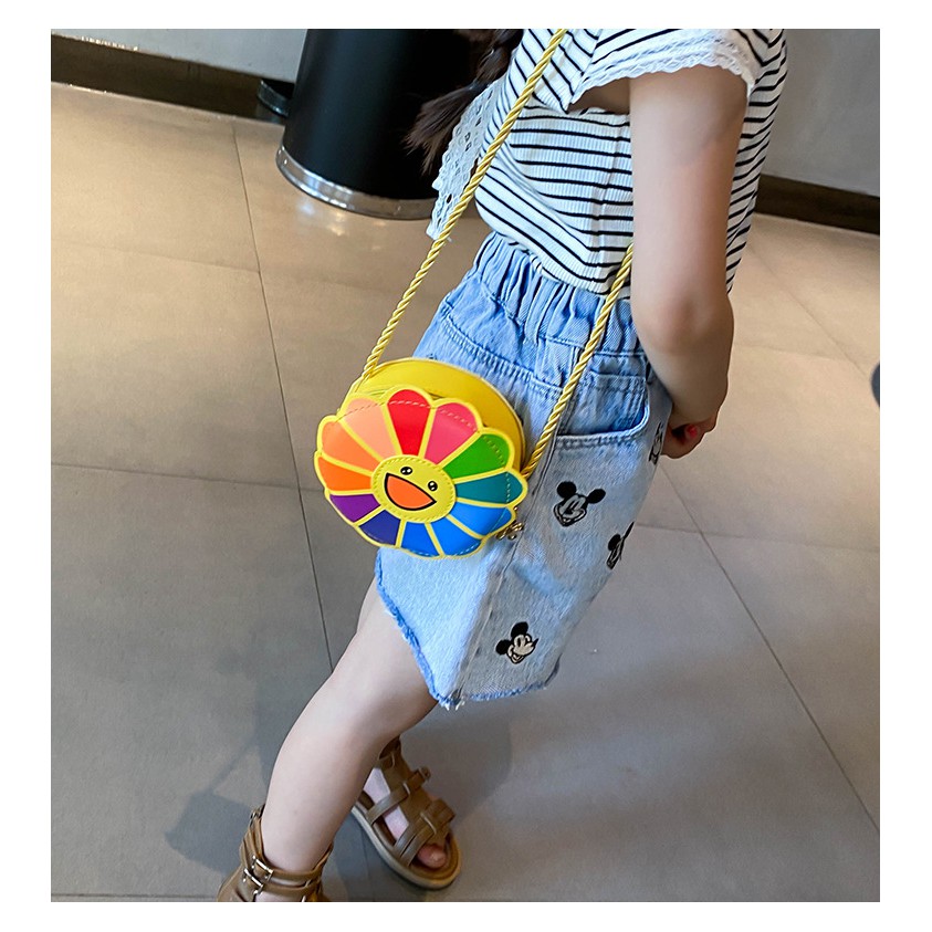 Túi đeo chéo thời trang tiện ích cho bé và người lớn Hoa Daisy nhiều màu K391 Shalla