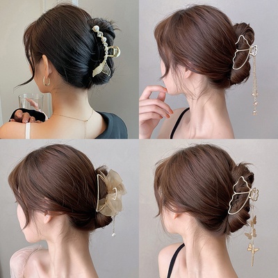 Kẹp Tóc Nữ Bằng Kim Loại Phối Hình Bướm Rỗng Đính Ngọc Trai Phong Cách Hàn Quốc