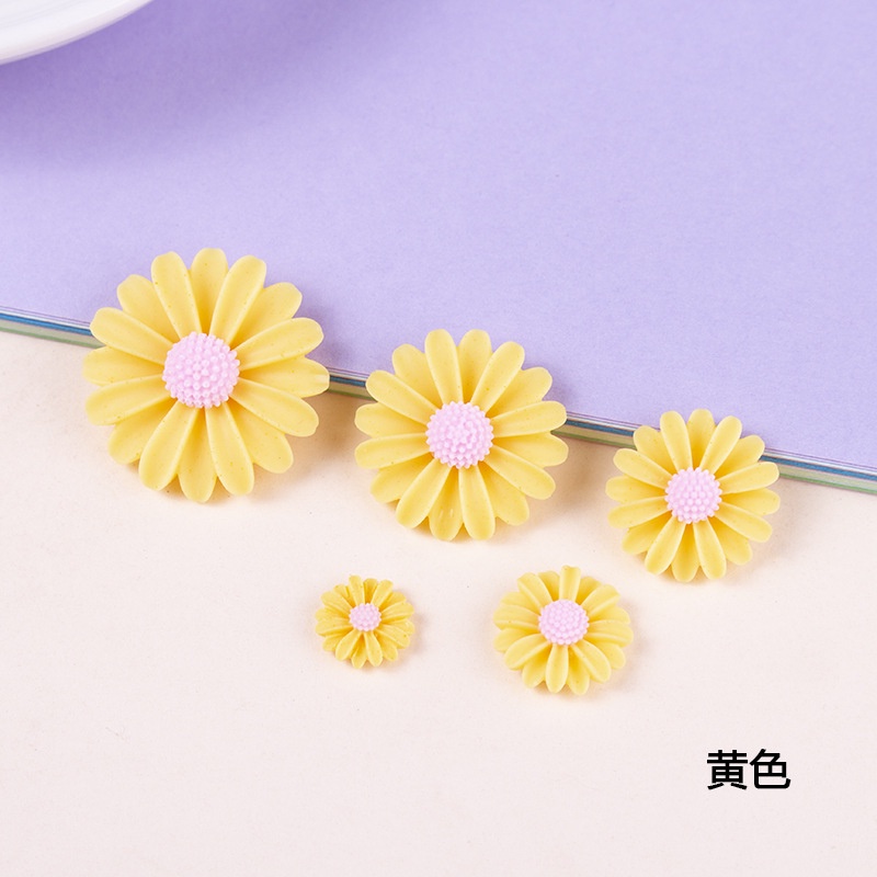 Bộ 10 bông hoa cúc resin nhiều màu dùng cho trang trí điện thoại dây cột tóc