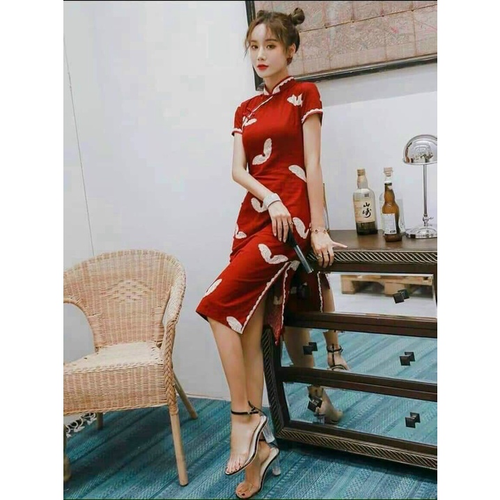 Đầm Sườn Xám Nút Mây Họa Tiết Cánh Bướm