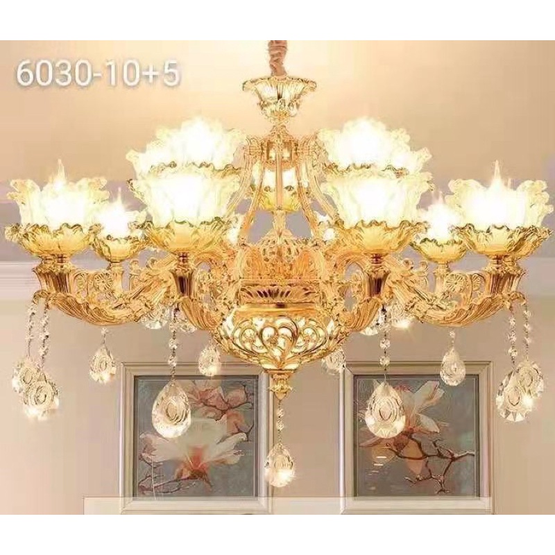 Đèn chùm phong cách   Châu Âu hiện đại cao cấp loại ,8,15 tay đẹp long lanh - Tặng kèm bóng Led cao cấp