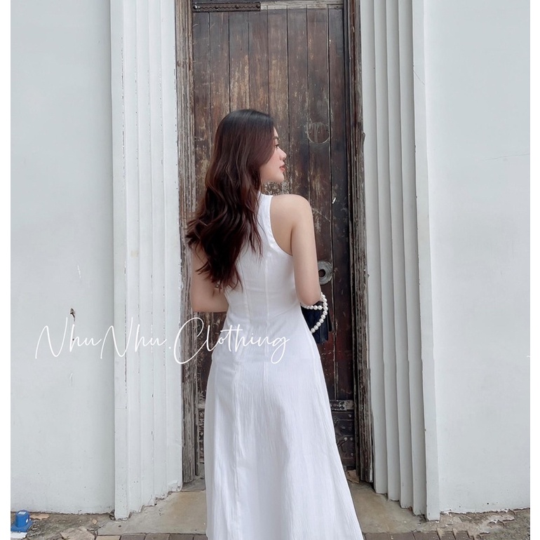 Đầm xoè xoắn ngực