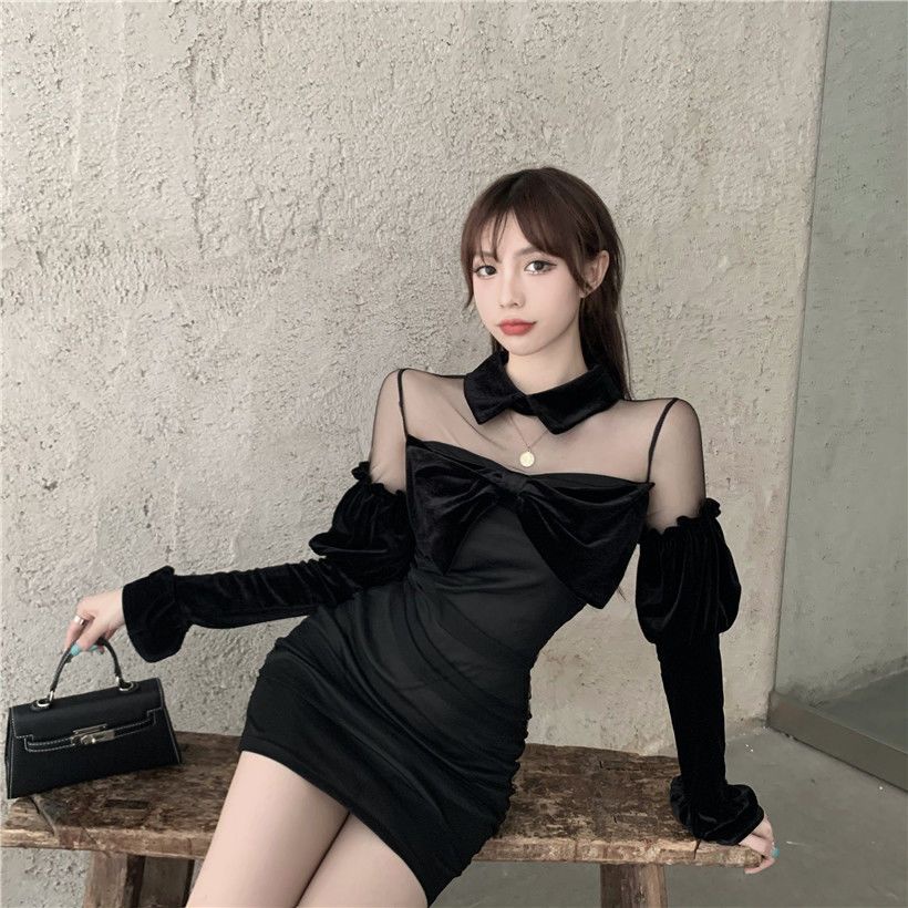 Đầm Nhung Đen Tay Dài Cổ Vuông Dáng Ôm Thời Trang Quyến Rũ Cho Nữ
