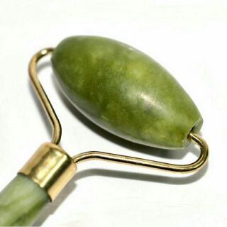 Con lăn massage mặt