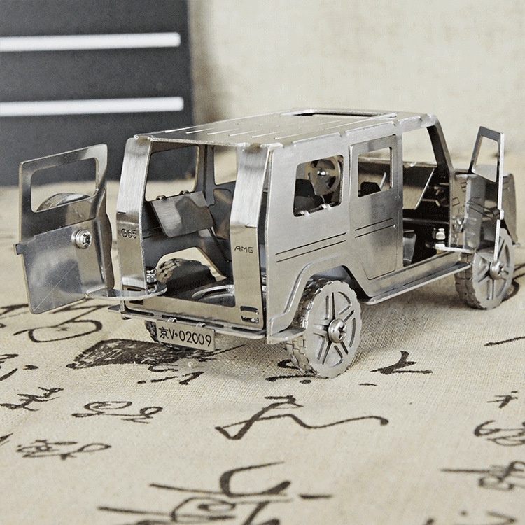Mô Hình Lắp ghép 3d Kim Loại dùng vít xe Mercedes-Benz G550