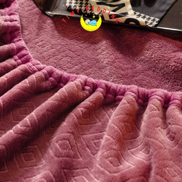 Ga gối nỉ nhung cao cấp 2022 họa tiết hình thoi - Bộ ga nỉ trải giường Timibedding