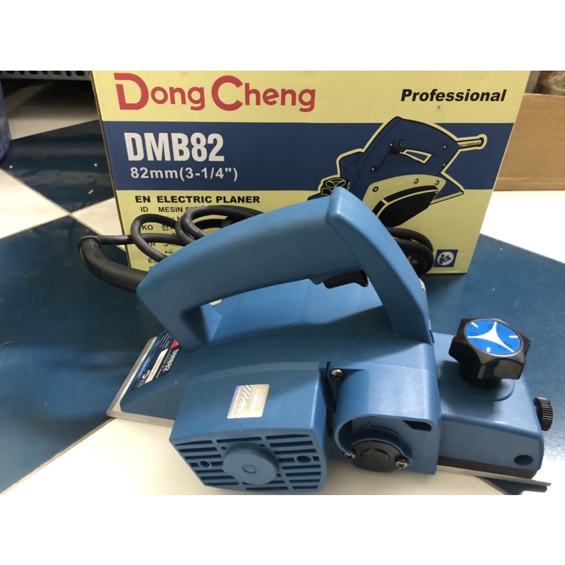 Máy Bào Dongcheng DMB82 500w nguồn điện 220v