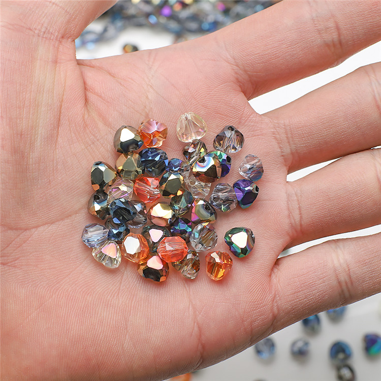 Set 80 Hạt Thủy Tinh Hình Trái Tim 8mm Nhiều Màu Dùng Làm Trang Sức Thủ Công