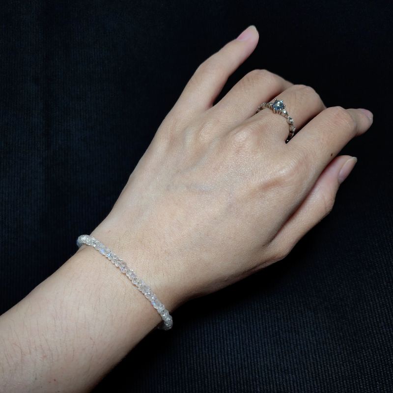 Vòng tay Moonstone 4A 3-3.5mm