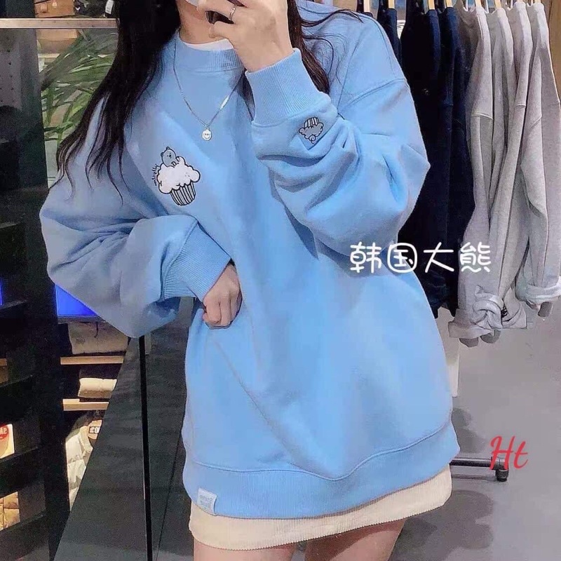 Áo nỉ bo gấu kem tay ngực HT11