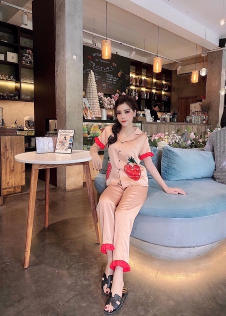 Bộ Pizama mặc ngủ mặc nhà hình trái dâu zami- Y99