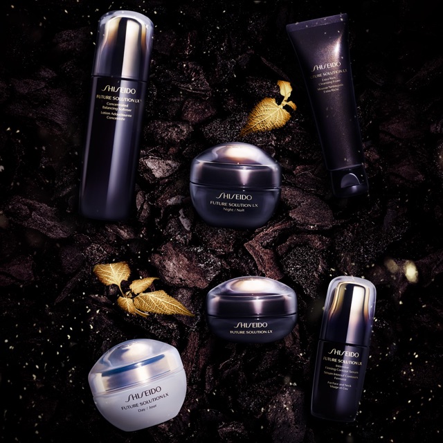 Sữa Rửa Mặt Future Shiseido Solution LX Extra Rich Cleansing Foam E 134g