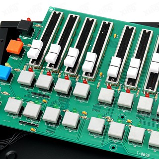 BÀN KHIỂN ÁNH SÁNG DISCO 240