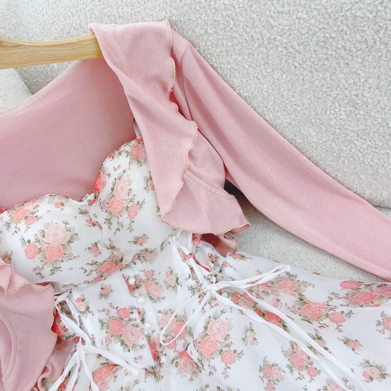 Set Đầm 2S Hoa Nút Ngọc Kèm Khoác Croptop Hồng Bèo Nữ Tính Siêu Xinh