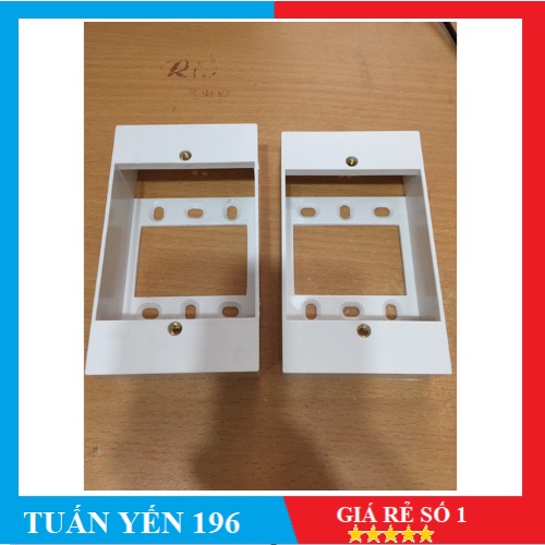 Đế nổi cao,thấp SINO (dùng gắn mặt hoặc ổ cắm trong shop)