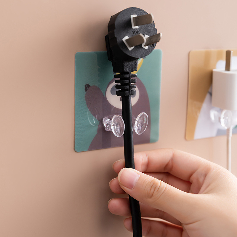 Móc dán tường treo phích cắm điện tiện lợi