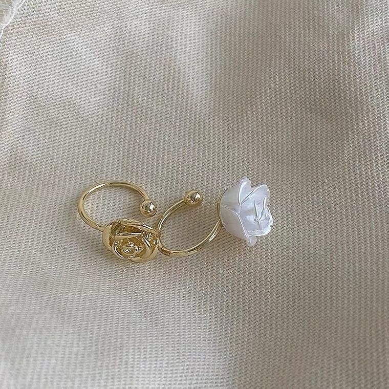 Khuyên tai kẹp vành một bên không bấm lỗ K225 bằng hợp kim mạ vàng hình bông hoa Leous Accessories