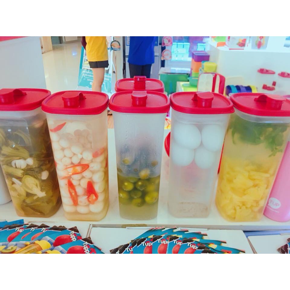 Bình Tupperware Slim Line 2L