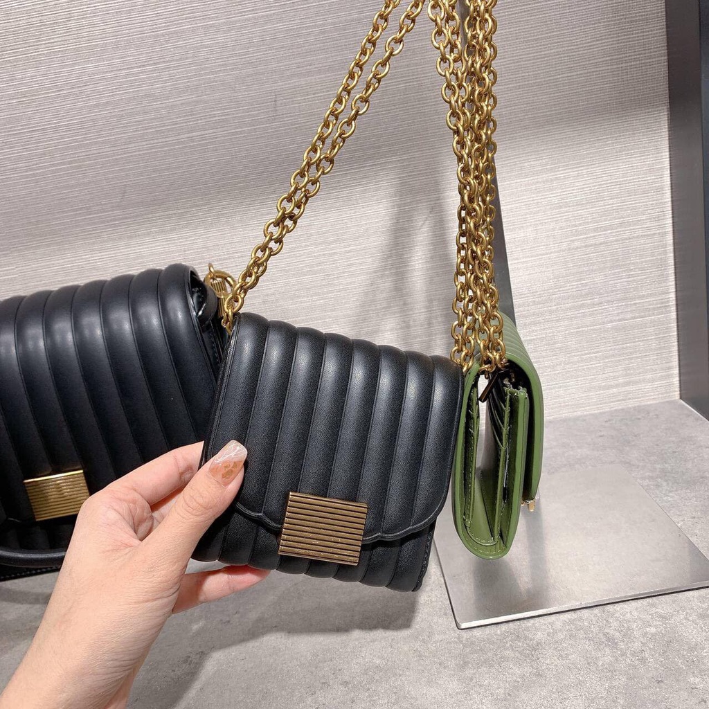 Túi Đeo Chéo Charles and Keith Mini 100% Kim Loại Chất Lượng Cao