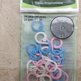 Ghim đánh dấu đan móc clover