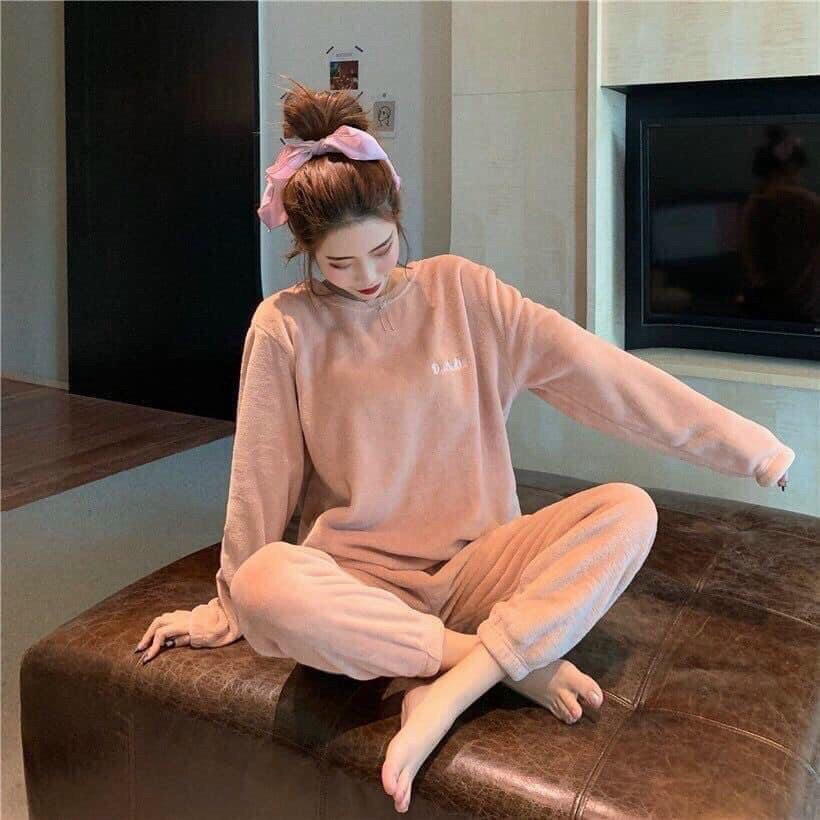 Bộ Đồ Ngủ Lông Cừu San Hô Dáng Rộng Ấm Áp loại 1