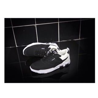 Giày Thể Thao Nam Sneakers Đen Đế Trắng