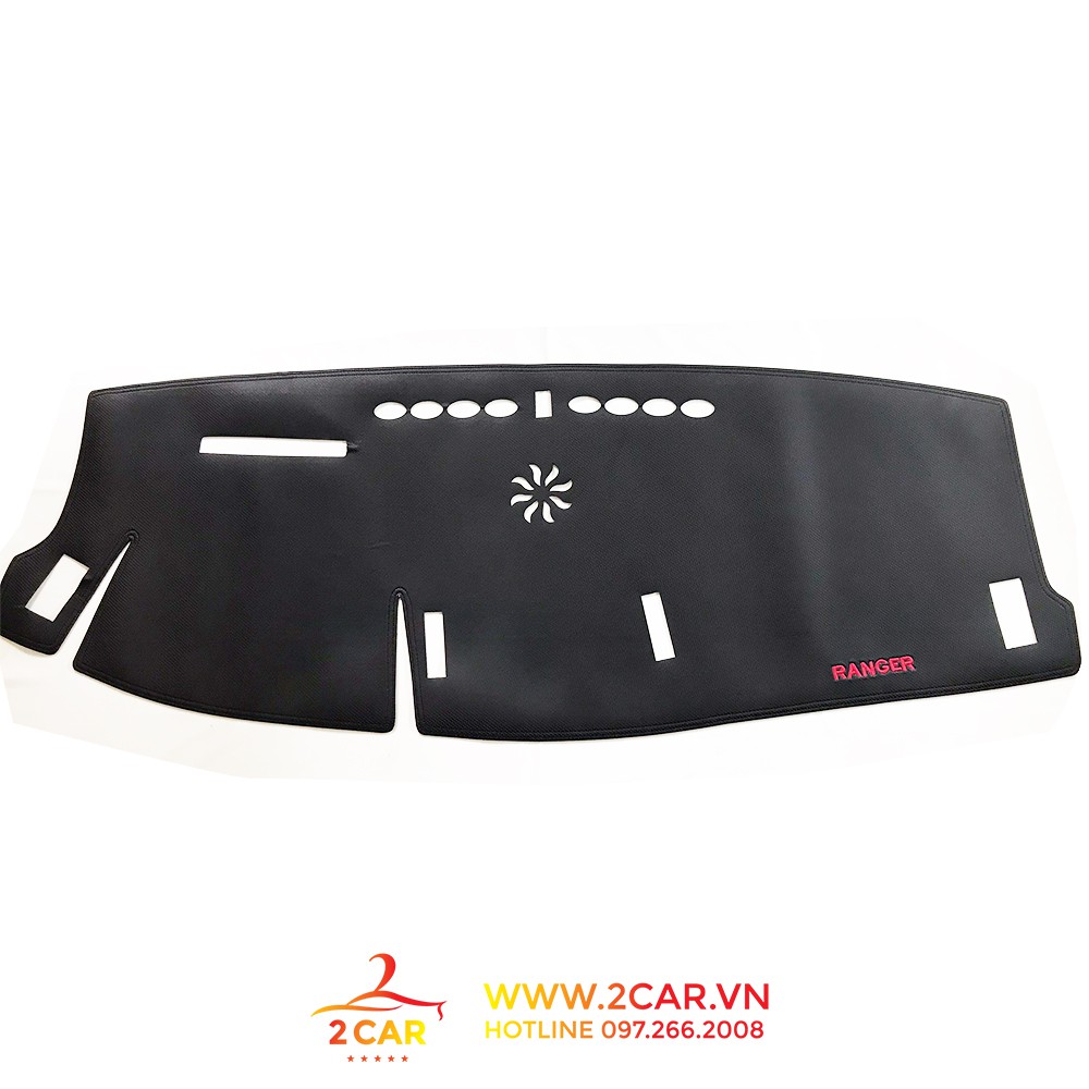 Thảm Taplo da carbon xe Ranger Wiltrack, Raptor, XLT, XLS đời 2005- 2021, 2022, 2023 vân cacbon cao cấp