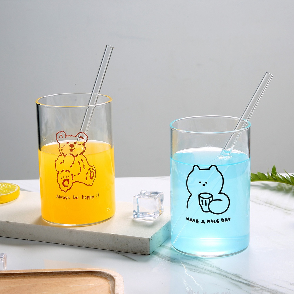 1 ly thủy tinh trong suốt có ống hút hình gấu dễ thương