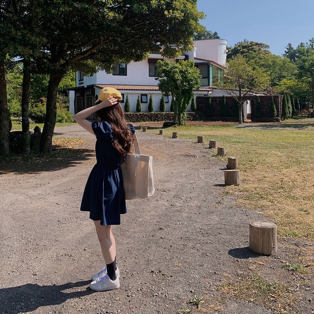 Đầm Denim Cổ Vuông Lưng Thun Dễ Thương Phong Cách Hàn Quốc 52802