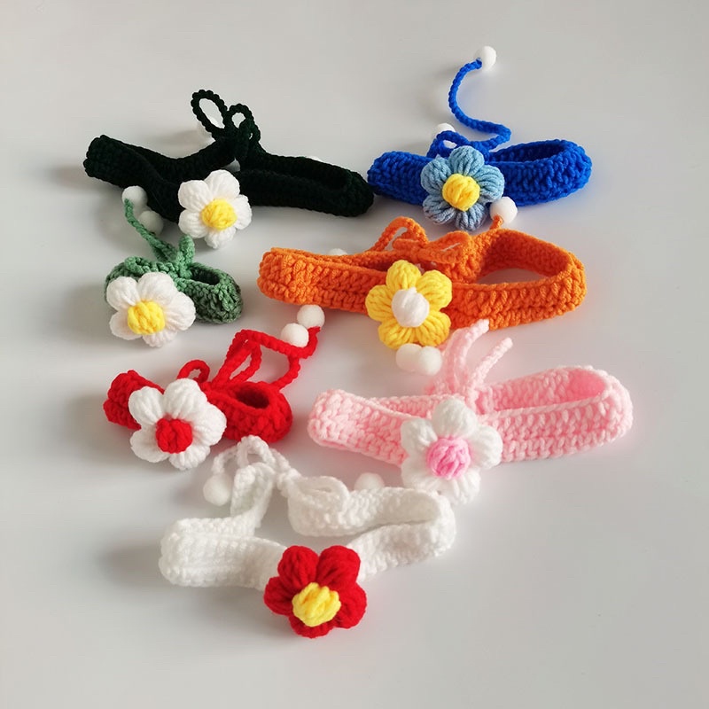 Yếm len bôn hoa cho chó mèo