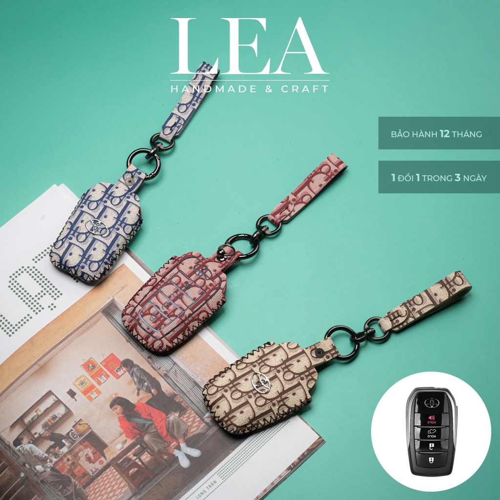 Ốp da bảo vệ chìa khoá Toyota Fortuner Camry Innova V Hilux G Land Cruiser 4 nút bấm khâu tay có tay cầm TFO4V AD