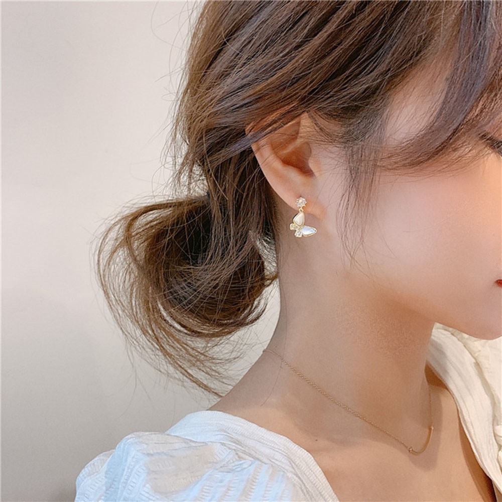 Khuyên Tai Hình Bướm Đính Đá Xinh Xắn Cho Nữ