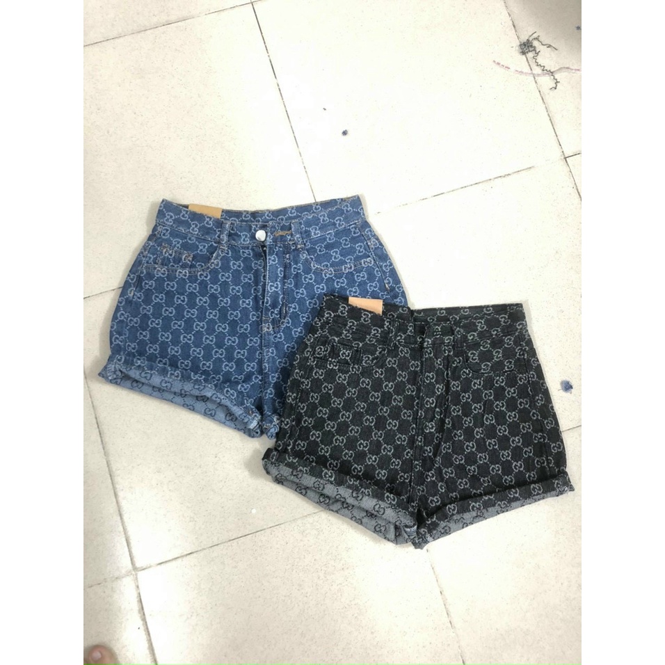 Quần shorts jean gấp line dệt chữ hiệu sang chảnh , chất jean dày dặn