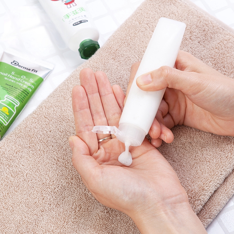 (Hàng Mới Về) Chai Rỗng 30 / 50ml Có Nắp Dùng Đựng Mỹ Phẩm Khi Đi Du Lịch