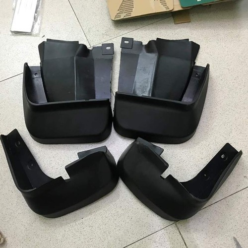 Bộ 4 miếng chắn bùn HONDA CIVIC 2008-2011 nhựa đen dẻo cao cấp kèm ốc vít | BigBuy360 - bigbuy360.vn