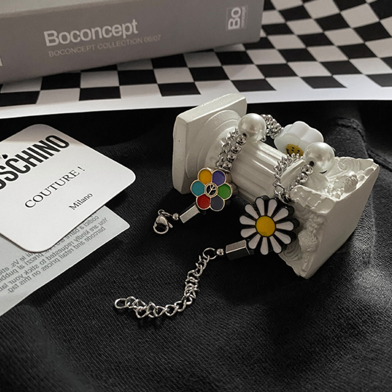 Vòng Tay Đính Ngọc Trai Giả Mặt Cười Phong Cách Harajuku Thời Trang Unisex 19402