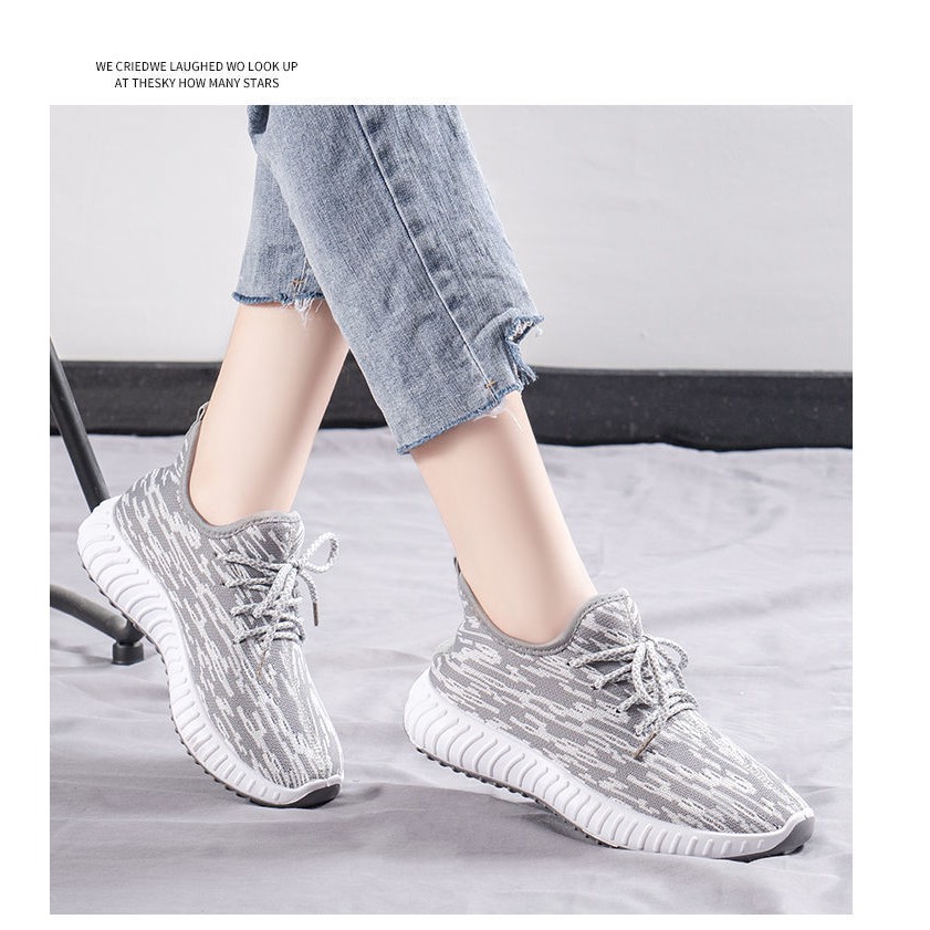 Giày Nữ Sneaker YeZ Đế Bót Cổ Chun Mềm Mại Phong Cách Hàn Quốc