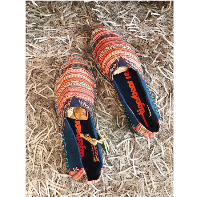 ♥️🌸♥️ SlipOn thái land cực xinh chỉ duy nhất 1 đôi thôi ạ 🌸♥️🌸