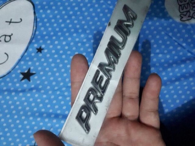 Chữ   Luxury/ Premium dành cho cerato, k3, soluto, sendona